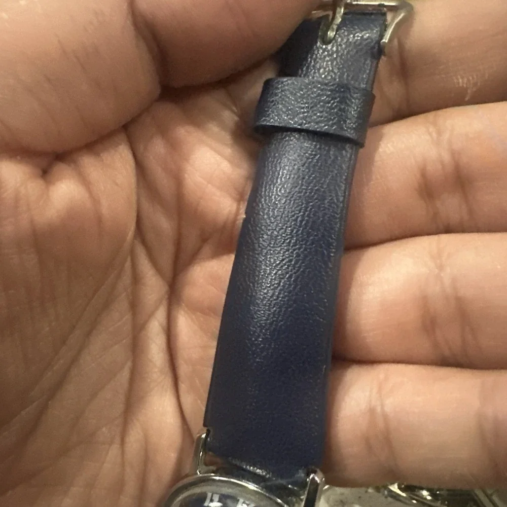 Working Vintage 1976 TIMEX Mens Blue Manual Wind 34mm Watch Blue Strap Rare Runs
